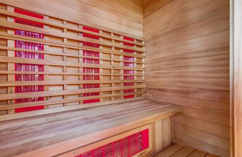 Home to enjoy the beach with ocean view - Photo 36