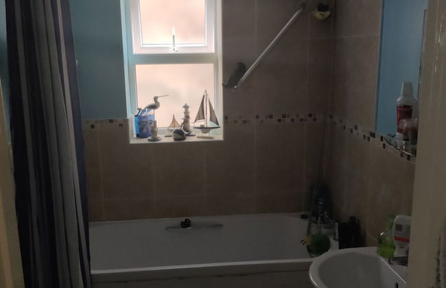 Captivating 1-bed Apartment in Bournemouth - Foto 17