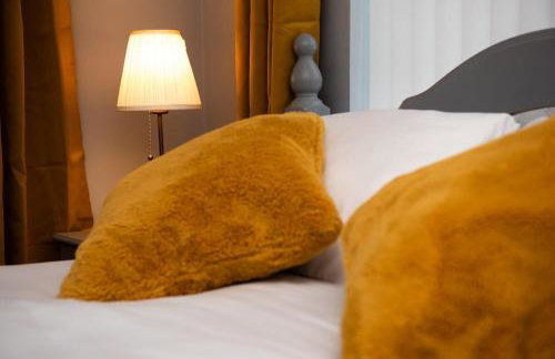 Large 4BDR House By Hyped Properties Short Term Rental Agency With Free Parking & Long Stays Shirebrook - Foto 20