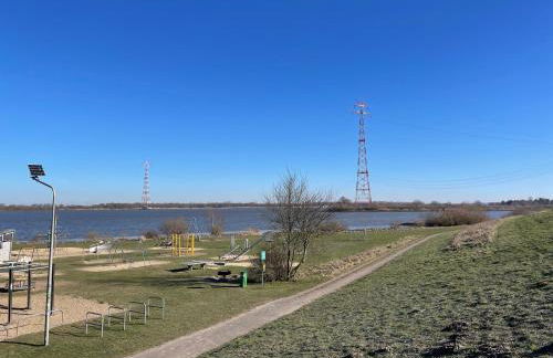 Moderne Fewo "Feuerwache" direkt am Elbdeich bei Moldenhauer - Photo 21