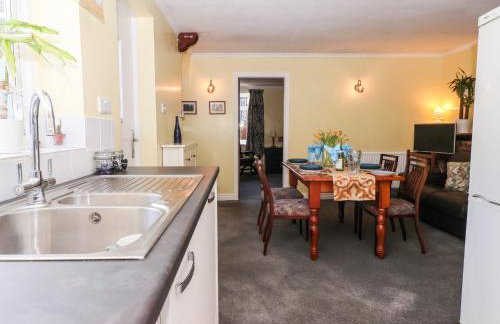 Millers Cottage - Photo 10