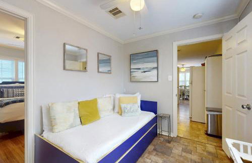 Two Sisters Cottage - Photo 12