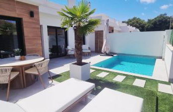 Gelijkvloerse villa met privézwembad en dakterras - Foto 29