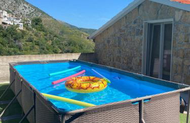 Villa with stunning Mountain Views and Authentic Croatian Stone House near Split and Sea - Photo 4