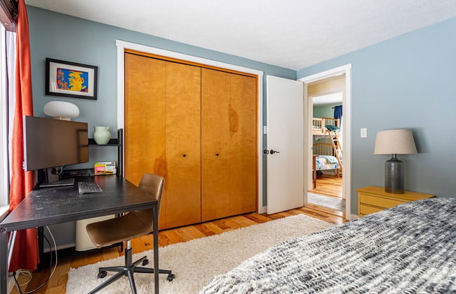 Ski Hike Lodge 5BR w Fire Pit Cozy Spaces - Foto 30