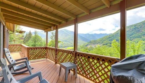 Maggie Valley Mountain Escape with Fireplace and Deck! - Foto 3