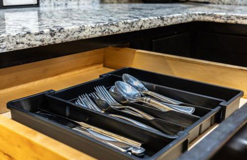 NEW -Entire Place-Laundry In Unit -Family Friendly - Foto 37