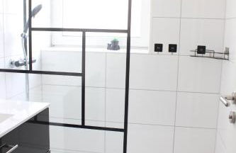 1 Privatzimmer in Dreizimmer Wohnung Lemgo Innenstadt Ferien Unterkunft - Foto 11