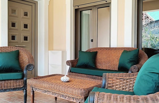 A & A Apartments - Photo 8