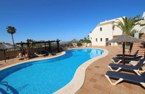 Carolinas Paradise Stunning Villa with Golf Pool Views at La Manga Club - Foto 3