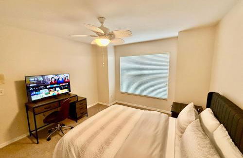 Luxury Village 4BR Pool Home near Disney Parks - Foto 31