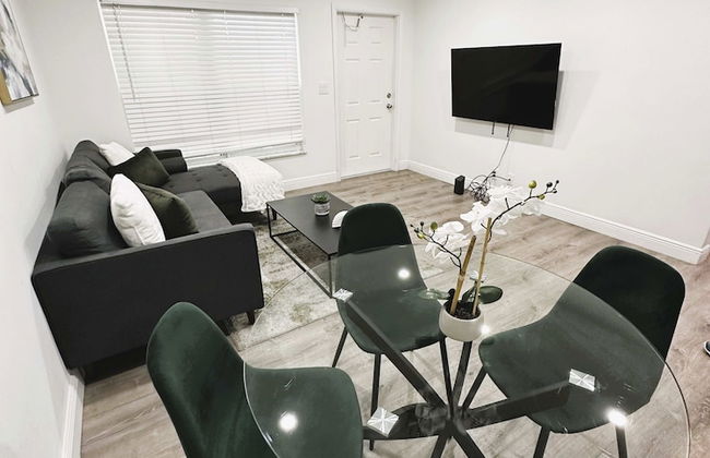 BnB Hyperion Spacious 2b1b Getaway Near Beach - Foto 11