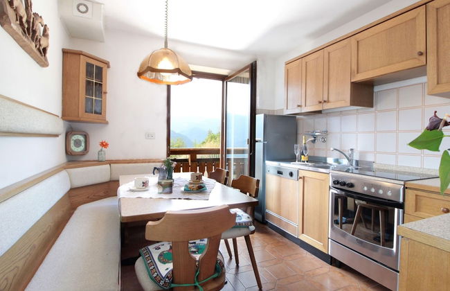 Large Apartment With Terraces in Val di Fiemme - Photo 5