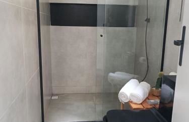 Apartamento Pé na Areia - Ótima Localização - Conforto à beira-mar - Foto 31