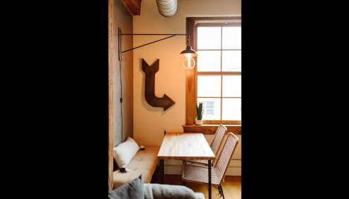 Broken Clock - Photo 4