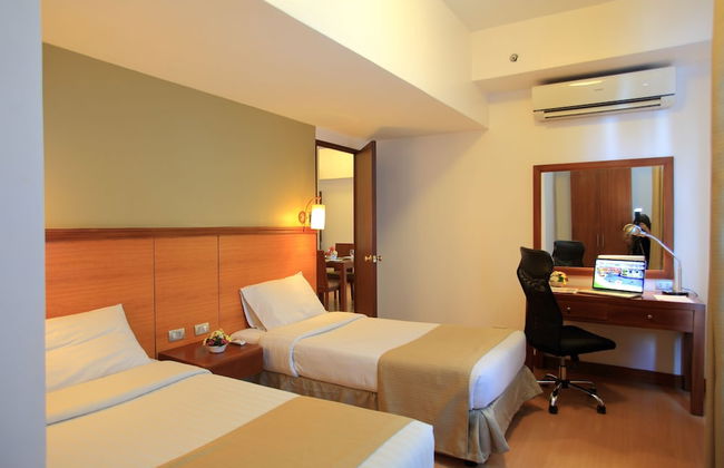 The Malayan Plaza - Foto 12