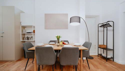 Homely Berlin - Familien & Gruppen, Eigener Eingang, Top Anbindung - Foto 2