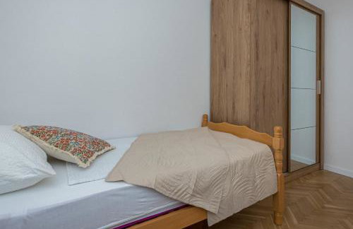 Holiday Home Zarello with Private Pool next to the Sea - Foto 39