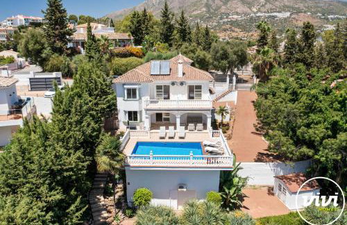 ViVi Homes - Villa Torre Alta - Sea views - pool - terrace - Photo 44