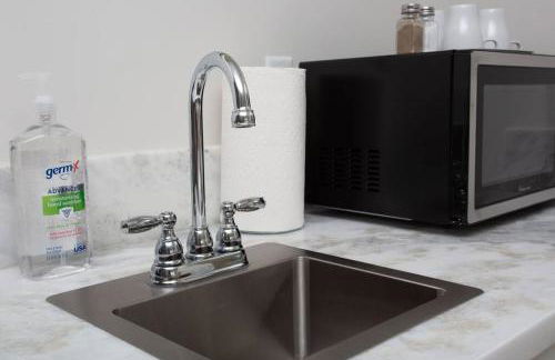 Comfy Studio with Cali King Size Mattress - Foto 21