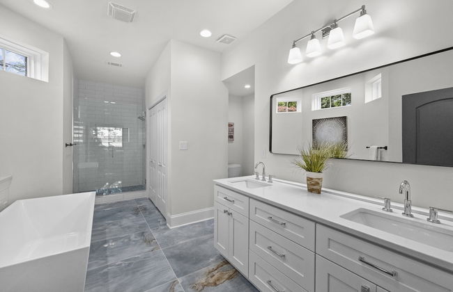 Make a Big Splash in 7BR Lake Norman Home! - Foto 49