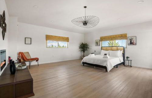 Luxury 6BR Retreat Fast WIFI, Dedicated Workspaces - Foto 7