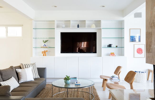 Bay Breeze by Avantstay Bayfront Home w/ Fire Pit & Private Dock in Balboa Peninsula - Foto 14