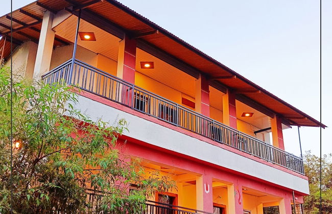 Janani Niwas Matheran - Photo 28