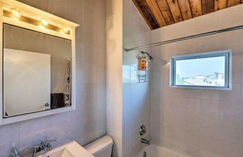 Westhampton Beach Home with Deck and Ocean Views! - Foto 17