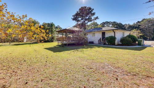 4 Mi to Beach Wilmington Home with Gazebo Deck! - Foto 3