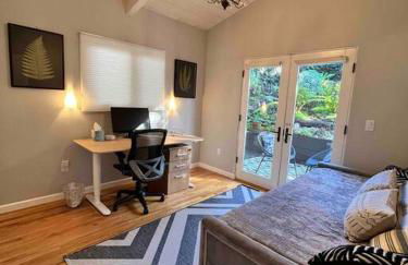 Gorgeous 3-bdrm home, walk to town and beach - Photo 71