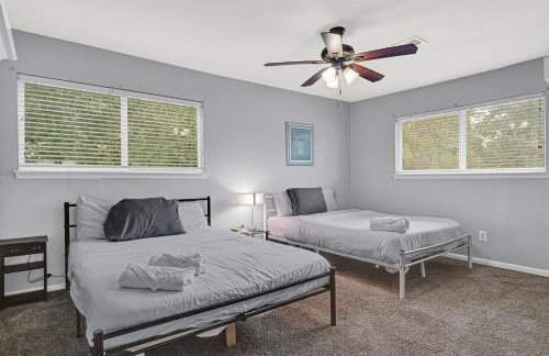 Home for summer with pool, pool table, outdoor kitchen,patio and balcony - Foto 67