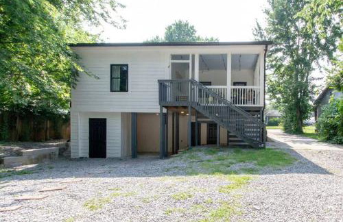 NashOasis 10 Min to DT, Gameroom, Huge Yard - Foto 45