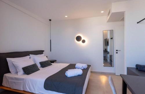 Aethra Deluxe Villa With Pool 700m From Beach - Photo 17