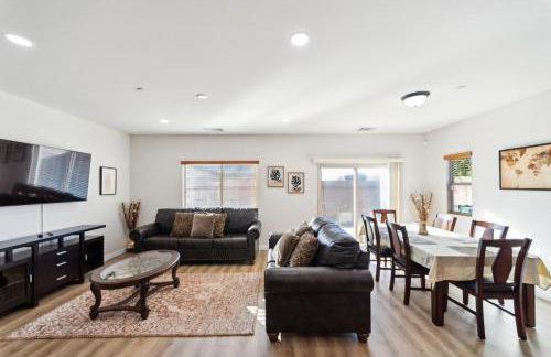 Charming Pet-Friendly Getaway in Sunny Beaumont home - Foto 1