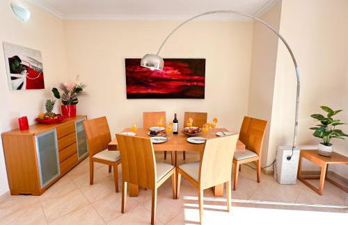 Balaia Poolside House with Sea View by BeCherish - Foto 4