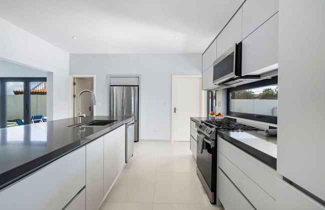 Brand New Modern Villa w 3BR 2 5BA Privatepool - Foto 9