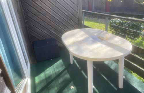 Maisonnette en bois pour 4 personne village vacances Avec - Foto 5