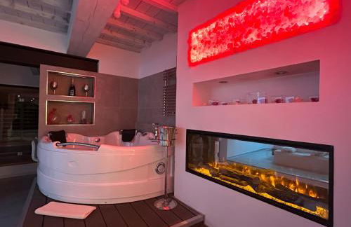 THE SECRET SUITE - Luxury on the lake Endine - Foto 1