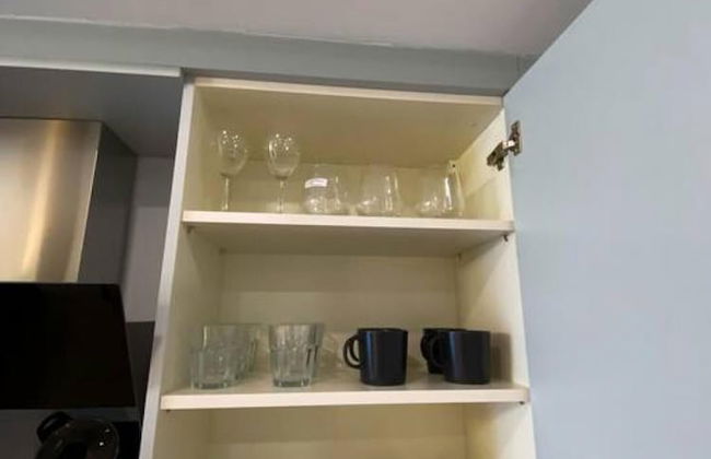 Exclusive Spacious 2 1 Apartment 2 Bathrooms - Core Living - Photo 50