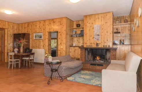 Awesome Home In Cerqueto Di Civitella - Foto 15