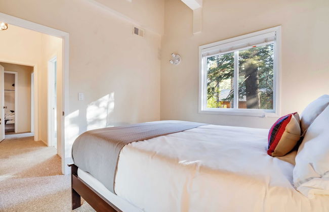 Homewood by Avantstay Amazing Family Cabin w/ Hot Tub & Sauna - Foto 20