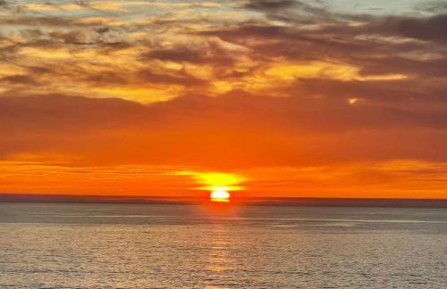 Magnificent Oceanview by OceanviewHotTubs Oceanfront! Shelter Cove, CA Tesla EV station - Foto 33