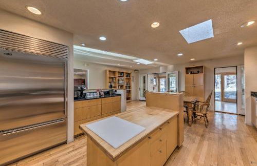 Ruidoso Getaway with Deck - 16 Mi to Ski Apache - Foto 12