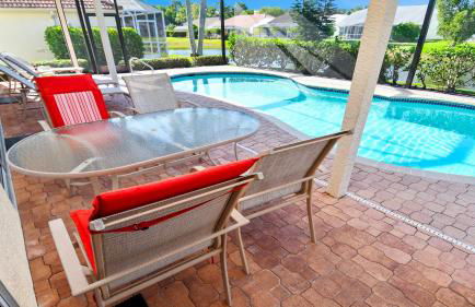 Altaira - Top Location Lake View Pool Spa4 Bed - Photo 15