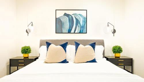 Modern 4BR - Private Balcony - Garage Parking - Foto 4