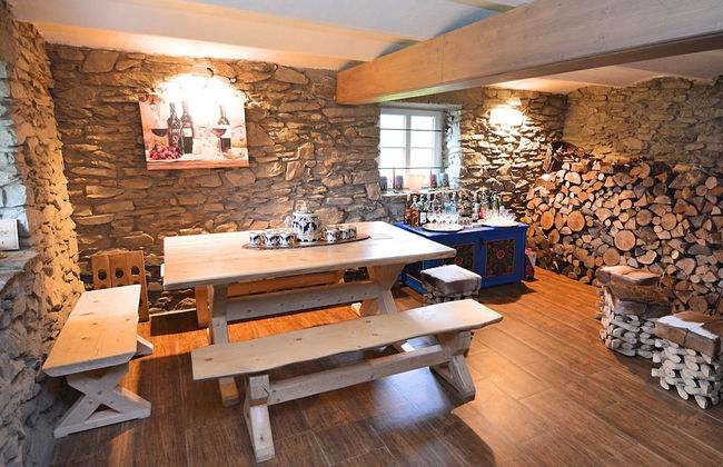 Spacious Villa near Forest in Buchet - Photo 28