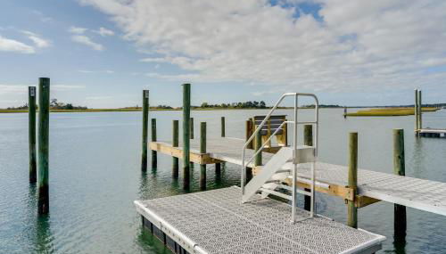 Waterfront Hampstead Home Dock and Waterway Access! - Foto 2