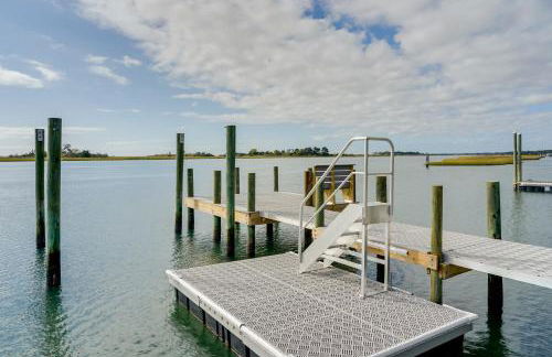 Waterfront Hampstead Home Dock and Waterway Access! - Foto 2