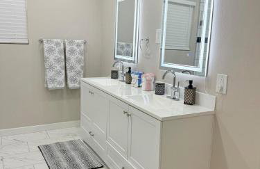 Cozy Retreat near DFW Airport - Entire Home - Foto 5